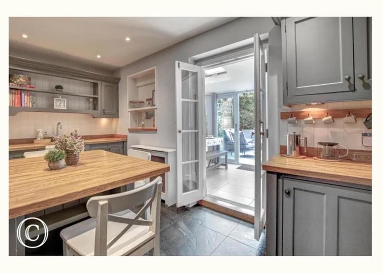 Charming 3-Bed Cottage In Swanage Exterior foto